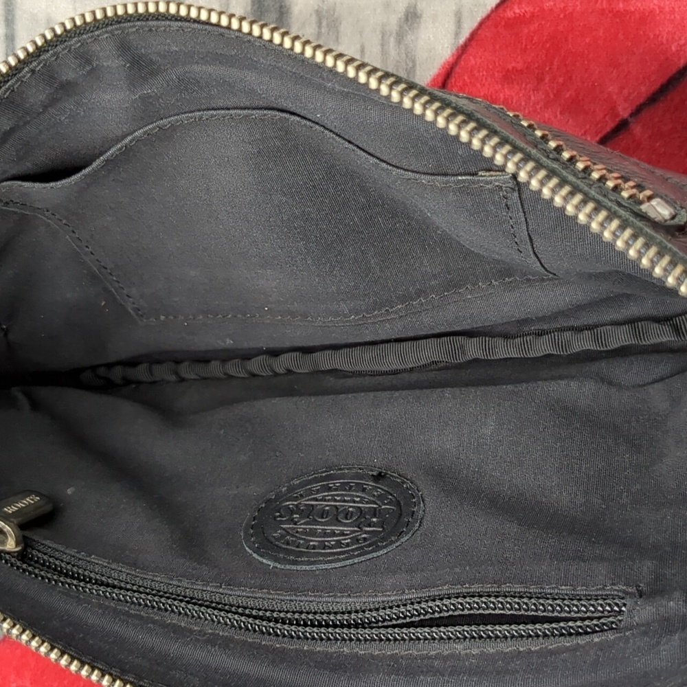Roots leather clutch - Picture 3 of 5